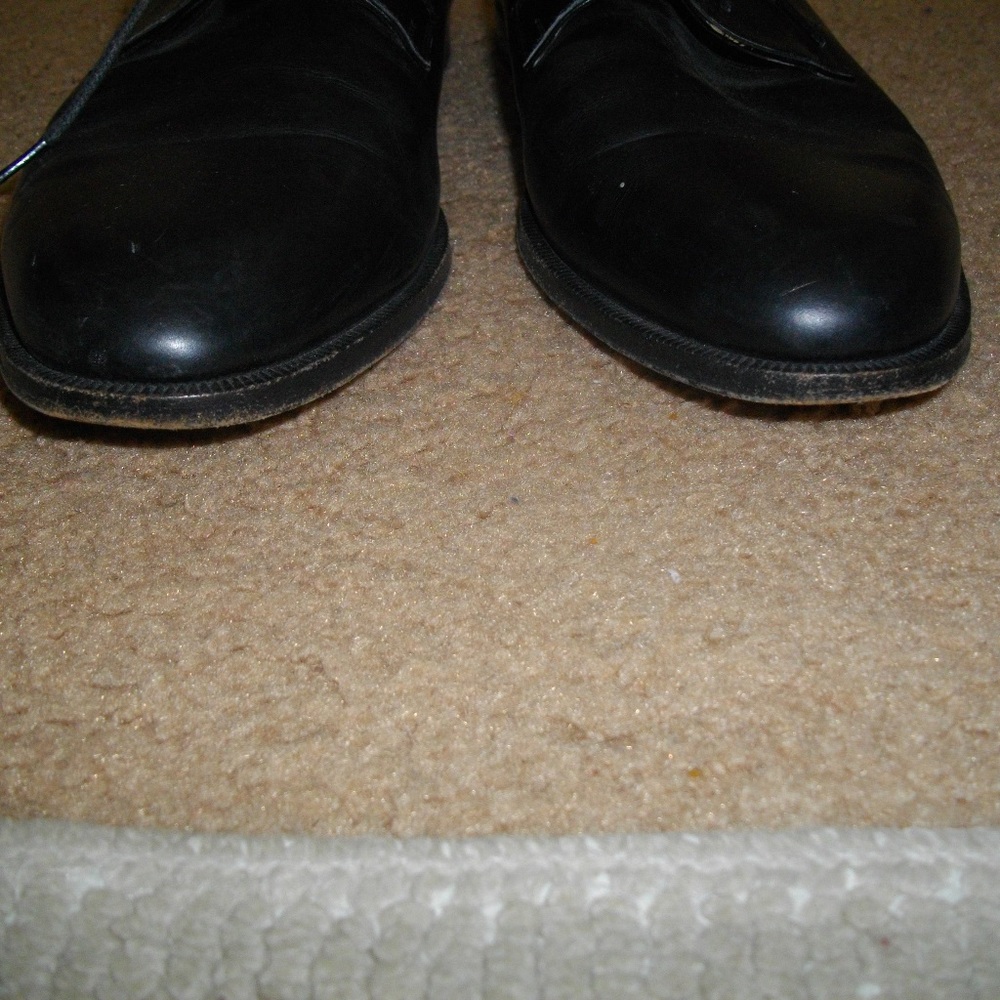 Black Cole Haan Mens Oxford Shoes 8-1/2 D -- Final Price - Picture 2 of 7